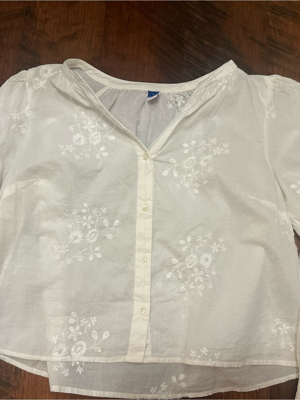 OLD NAVY Women’s White Embroidered Button-Front Blouse